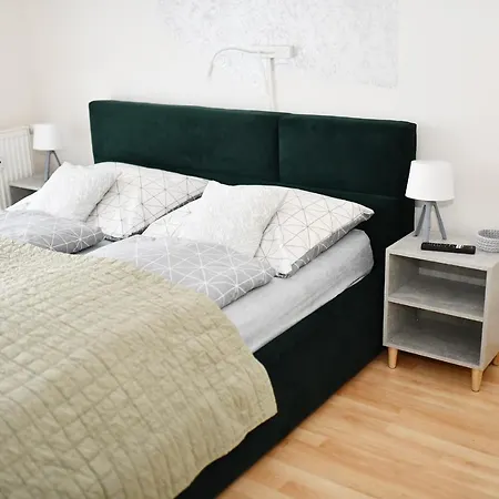 Navigator-rezydencja Portowa 14 *