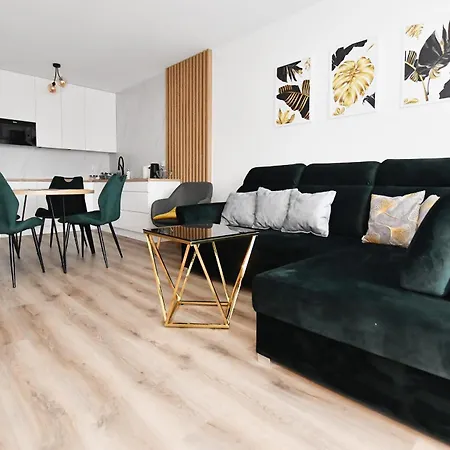 Navigator-rezydencja Portowa 14 *